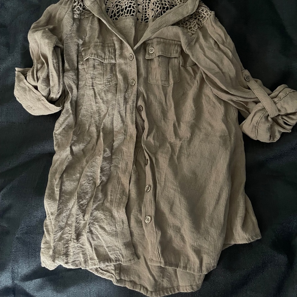 Body Central Shirt
